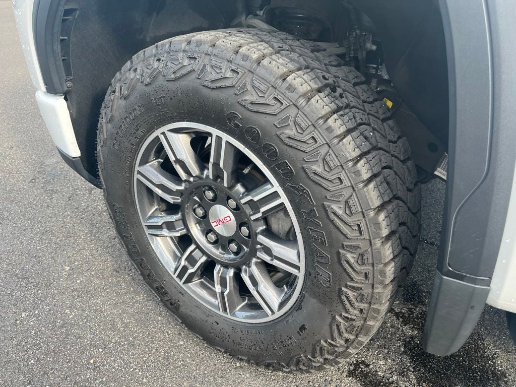 2025 GMC Sierra 1500 AT4