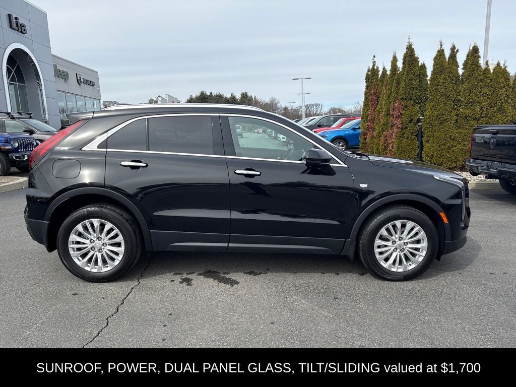 2024 Cadillac XT4 Luxury