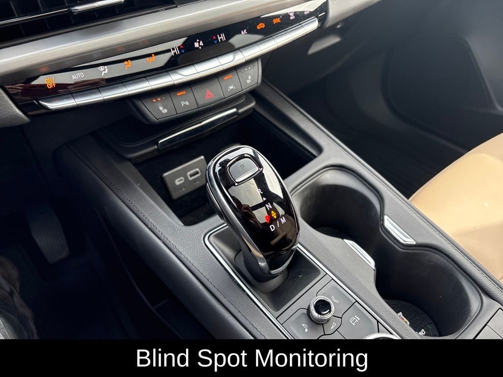 2024 Cadillac XT4 Luxury