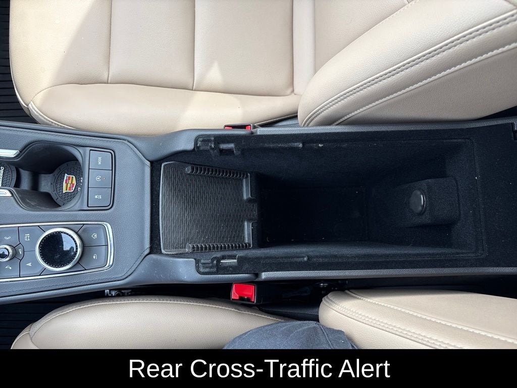 2024 Cadillac XT4 Luxury