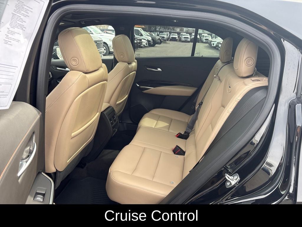 2024 Cadillac XT4 Luxury