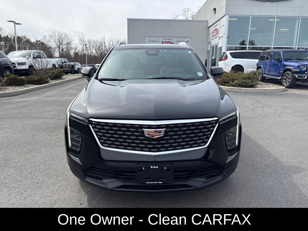 2024 Cadillac XT4 Luxury