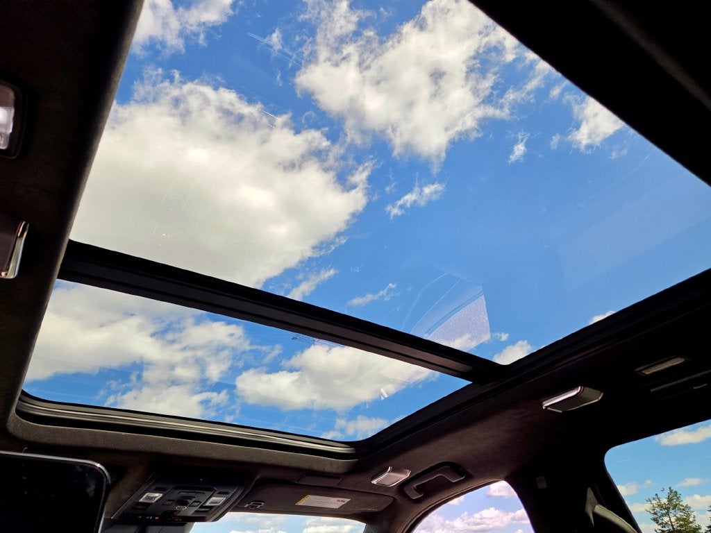 2022 Cadillac Escalade ESV Premium Luxury Platinum