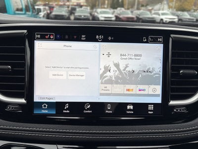 2026 Chrysler Pacifica Select