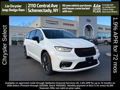 2026 Chrysler Pacifica Select