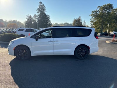 2026 Chrysler Pacifica Limited