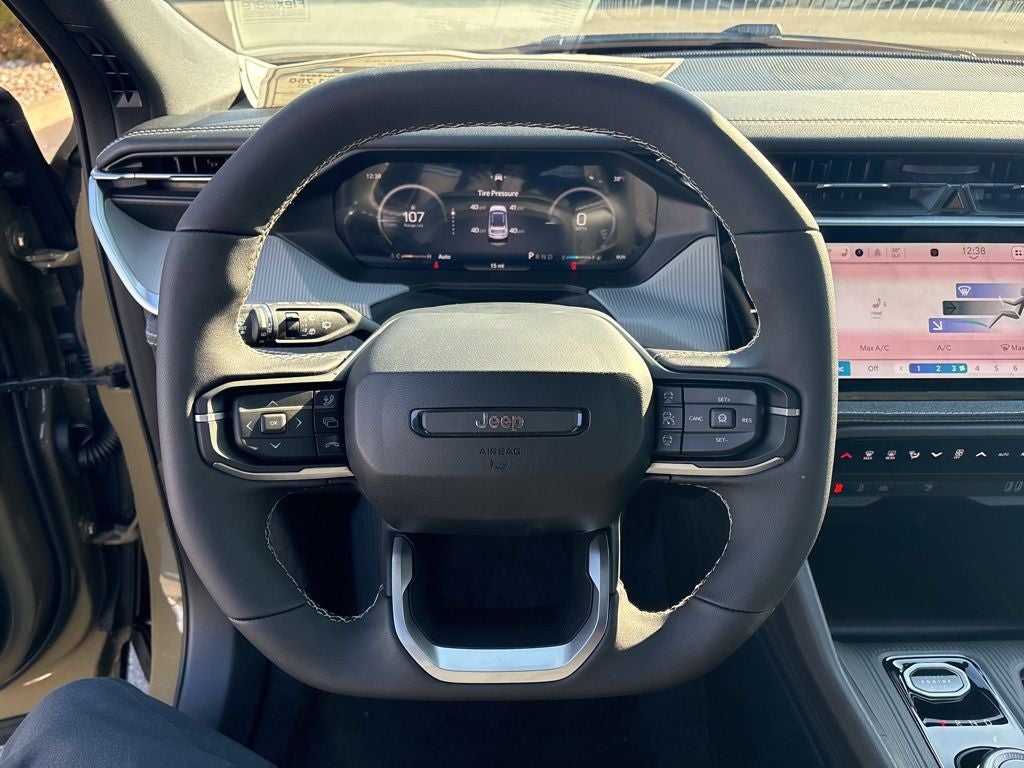 2026 Jeep Cherokee Laredo