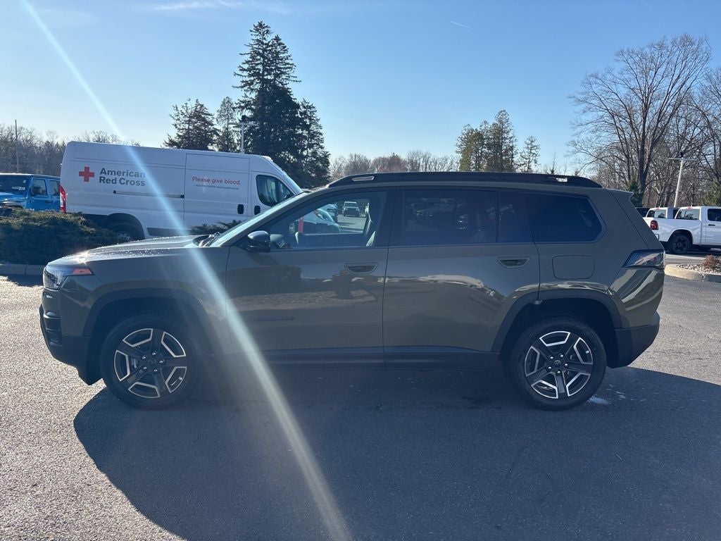 2026 Jeep Cherokee Laredo