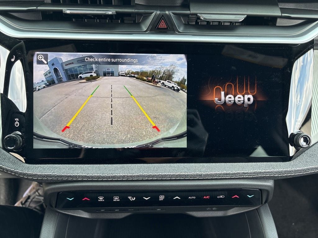 2026 Jeep Cherokee Laredo