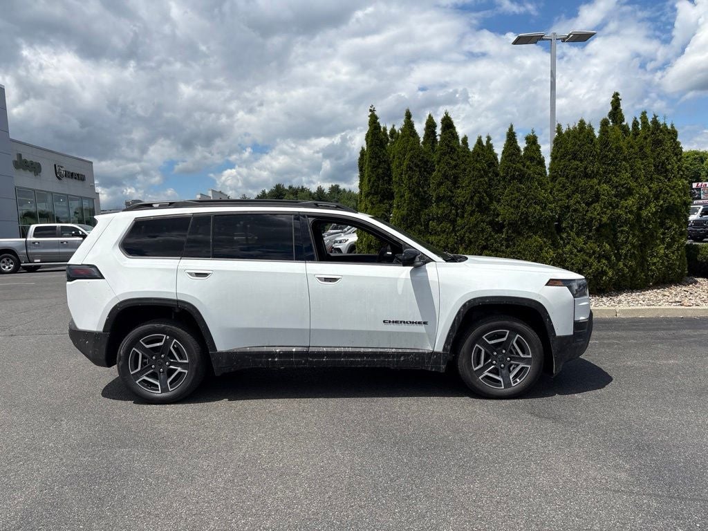 2026 Jeep Cherokee Laredo