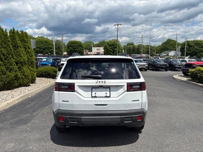 2026 Jeep Cherokee Laredo