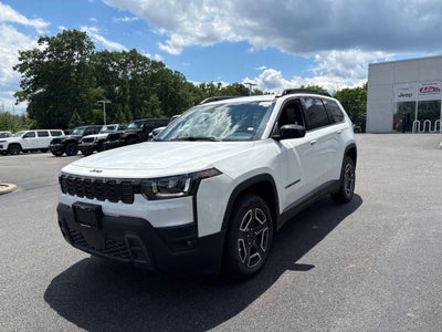 2026 Jeep Cherokee Laredo