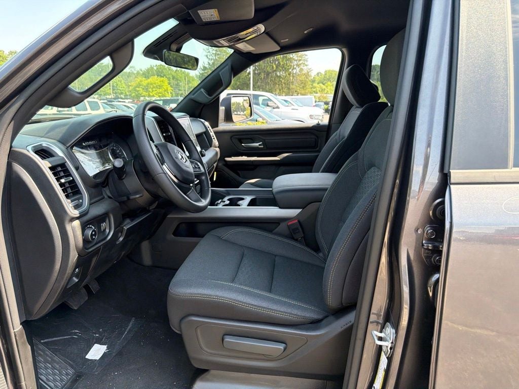 2026 RAM 1500 Express 4D Crew Cab