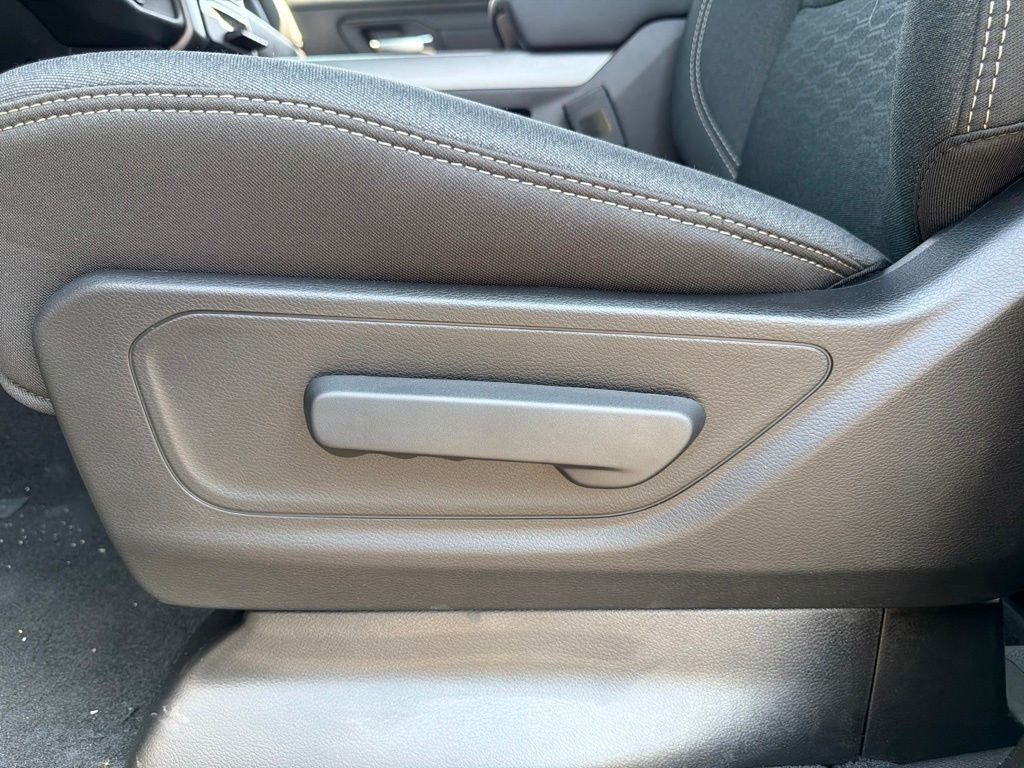 2026 RAM 1500 Express 4D Crew Cab