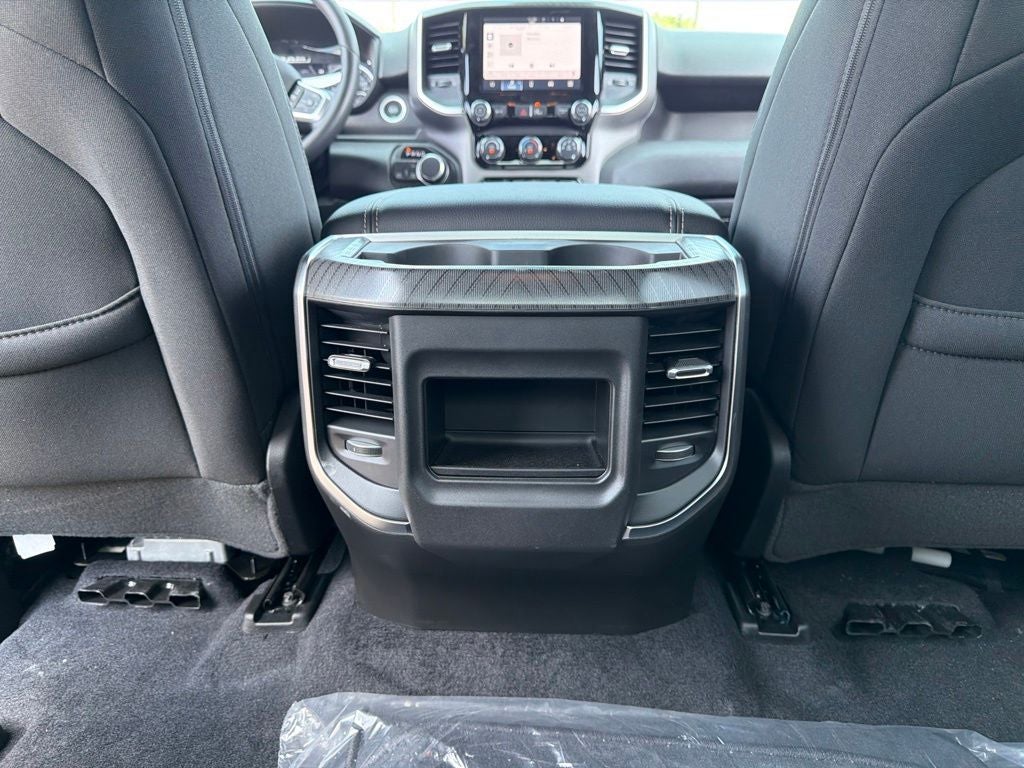 2026 RAM 1500 Express 4D Crew Cab