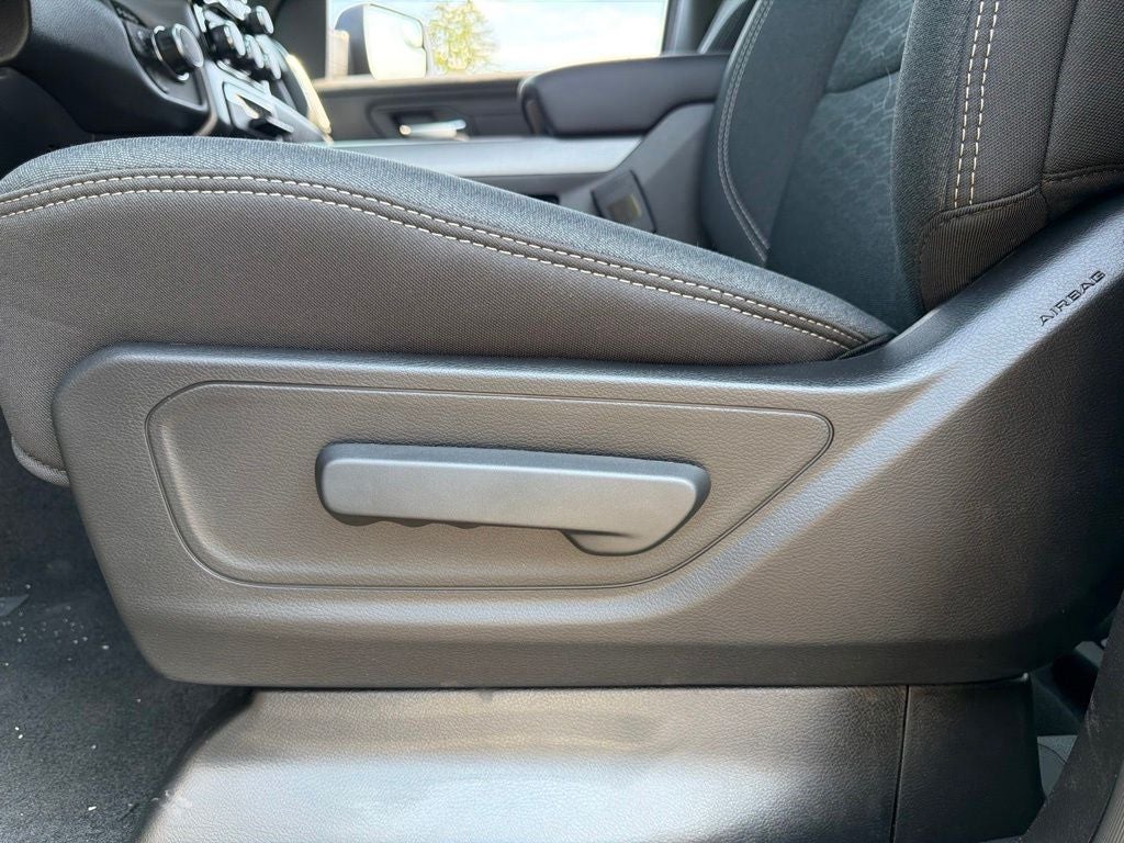 2026 RAM 1500 Express 4D Crew Cab
