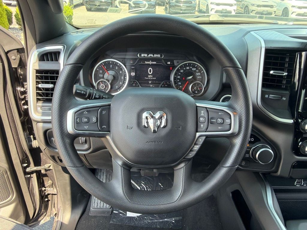 2026 RAM 1500 Express 4D Crew Cab