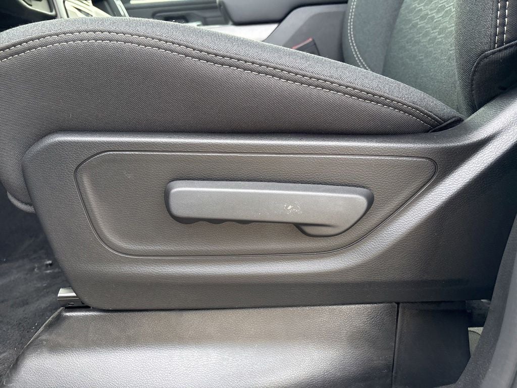 2026 RAM 1500 Express 4D Crew Cab
