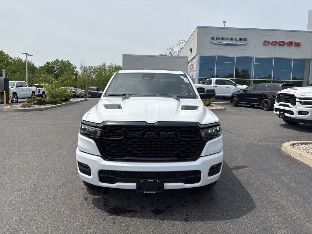 2026 RAM 1500 Express 4D Crew Cab