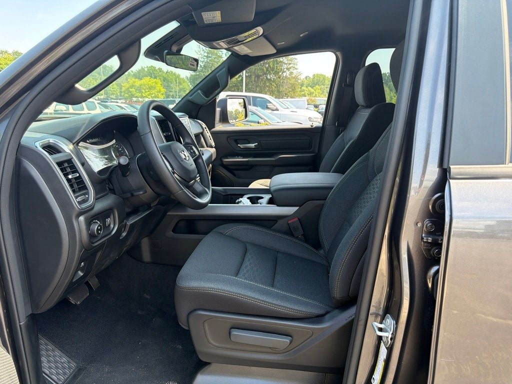 2026 RAM 1500 Express 4D Crew Cab