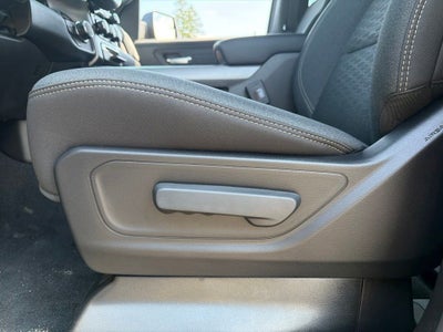 2026 RAM 1500 Express 4D Crew Cab