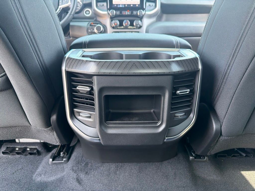 2026 RAM 1500 Express 4D Crew Cab