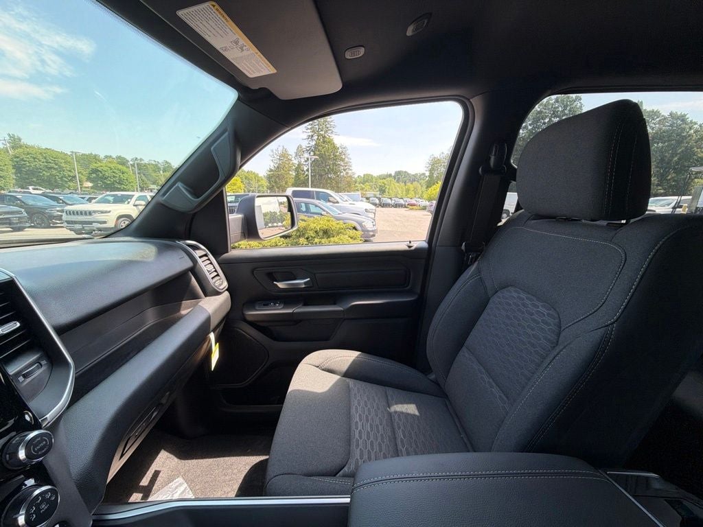 2026 RAM 1500 Express 4D Crew Cab