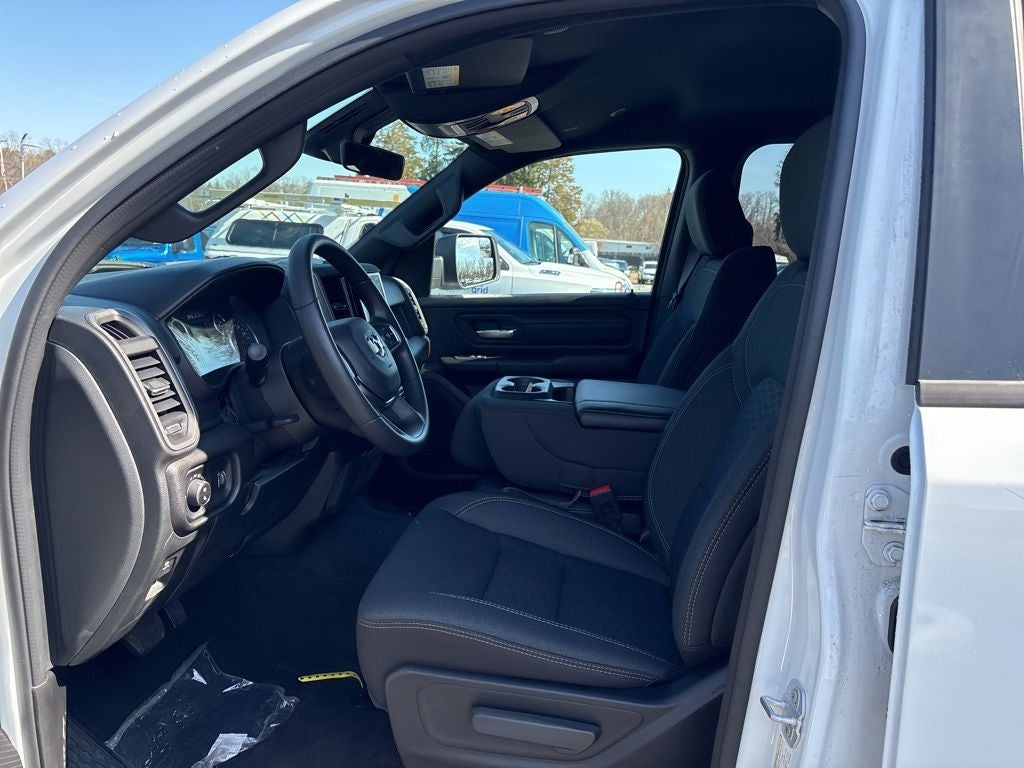 2026 RAM 1500 Express 4D Crew Cab