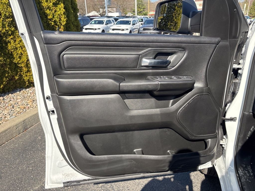 2026 RAM 1500 Express 4D Crew Cab