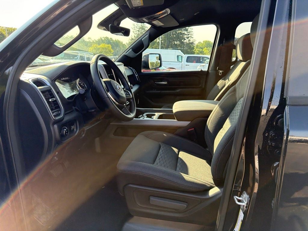 2026 RAM 1500 Express 4D Crew Cab