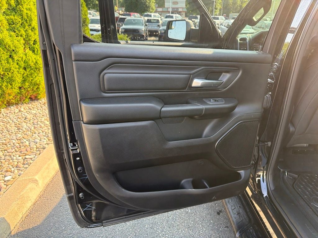 2026 RAM 1500 Express 4D Crew Cab