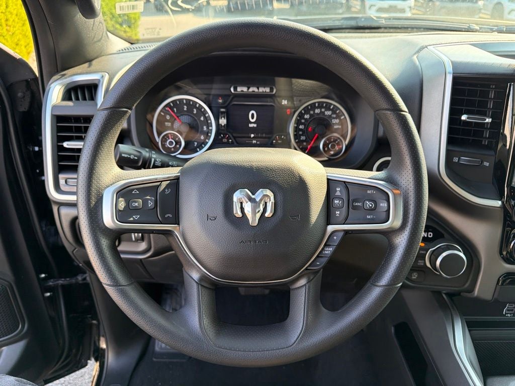 2026 RAM 1500 Express 4D Crew Cab