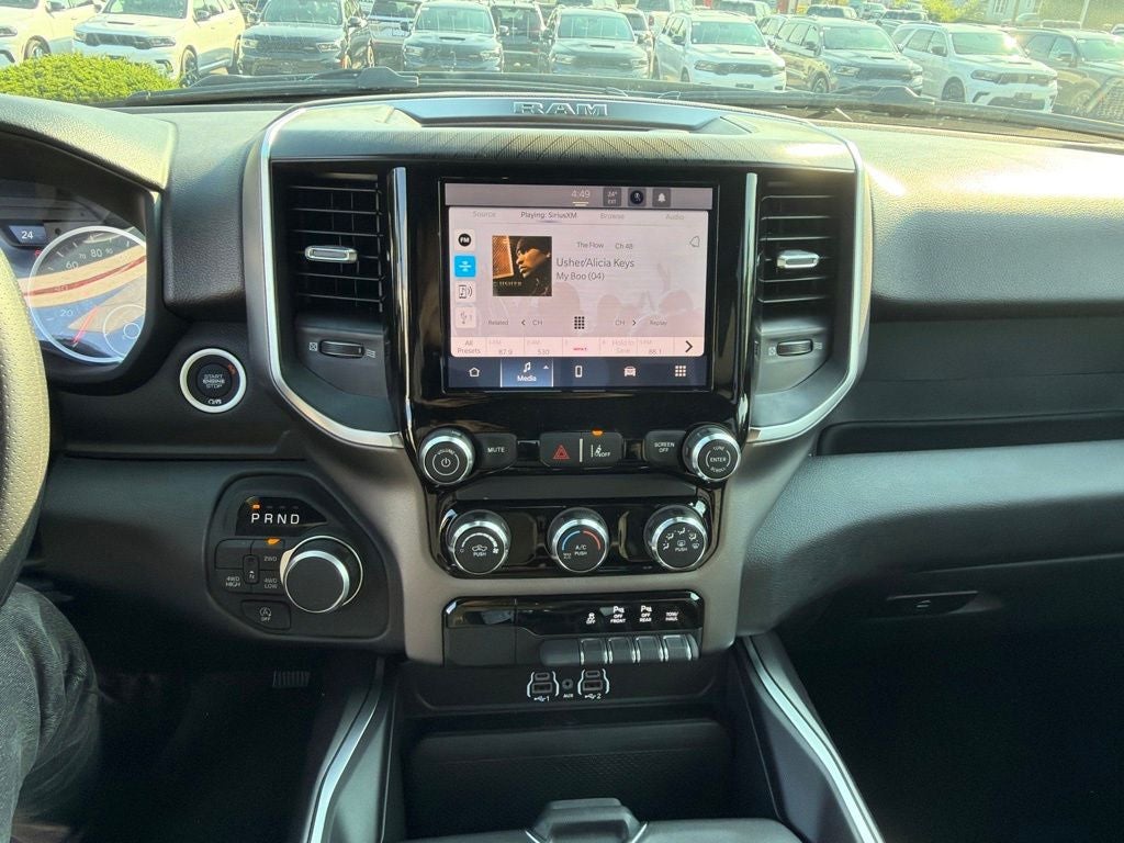 2026 RAM 1500 Express 4D Crew Cab