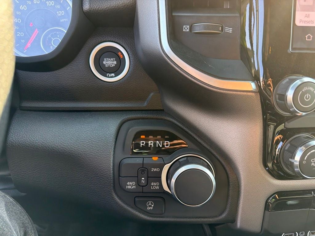 2026 RAM 1500 Express 4D Crew Cab