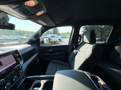 2026 RAM 1500 Express 4D Crew Cab