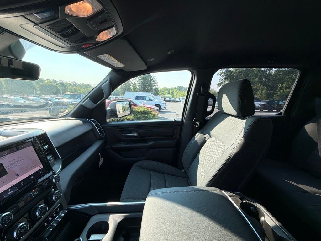 2026 RAM 1500 Express 4D Crew Cab