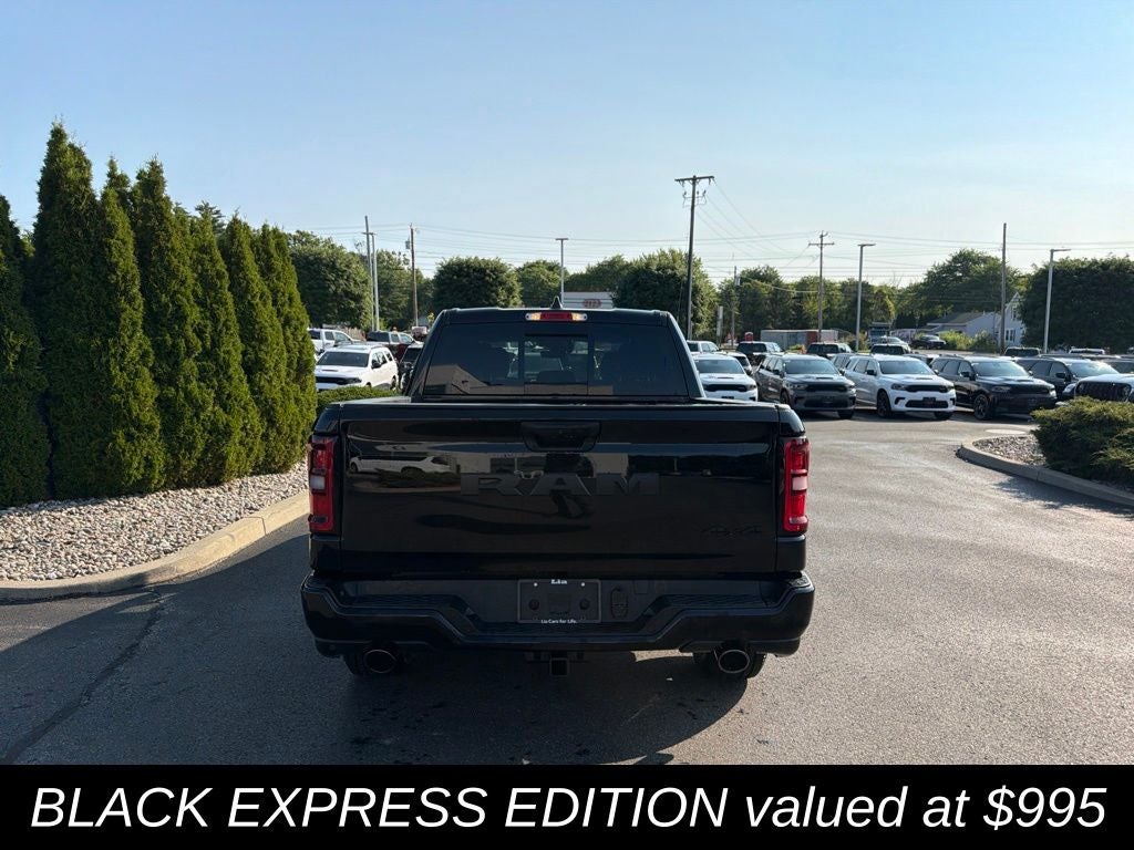 2026 RAM 1500 Express 4D Crew Cab