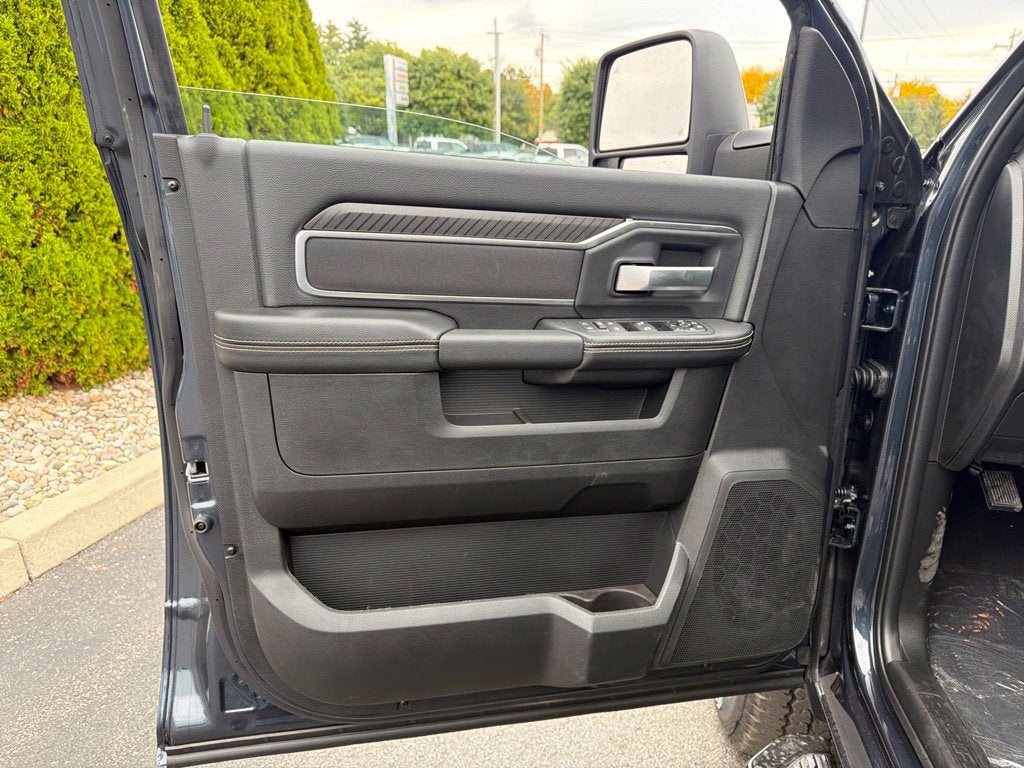 2027 RAM 2500 Big Horn