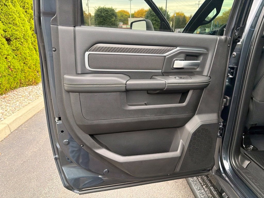 2027 RAM 2500 Big Horn