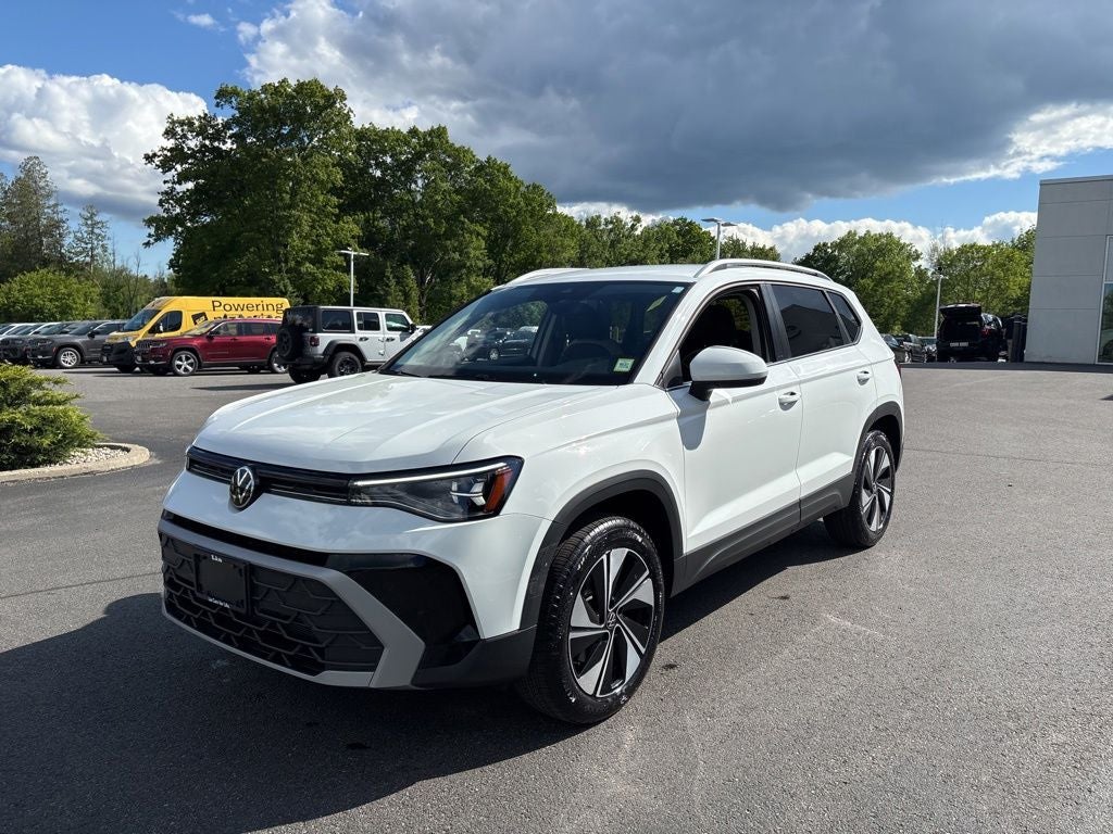 2025 Volkswagen Taos 1.5T SE
