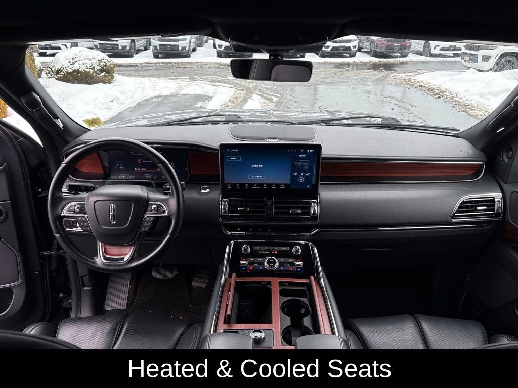 2024 Lincoln Navigator Premiere