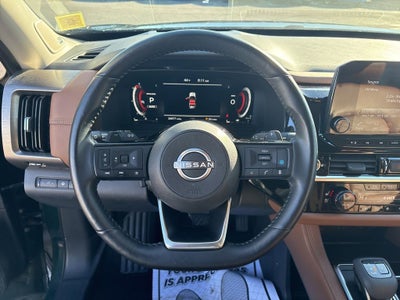 2023 Nissan Pathfinder Platinum