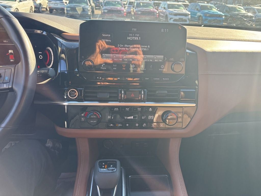 2023 Nissan Pathfinder Platinum