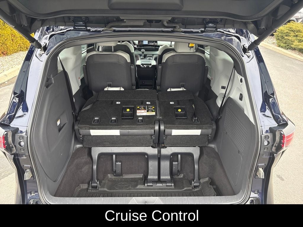 2024 Toyota Sienna XSE 7 Passenger