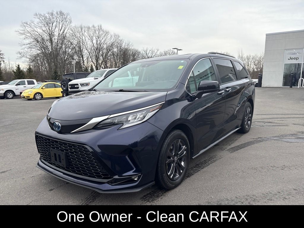 2024 Toyota Sienna XSE 7 Passenger