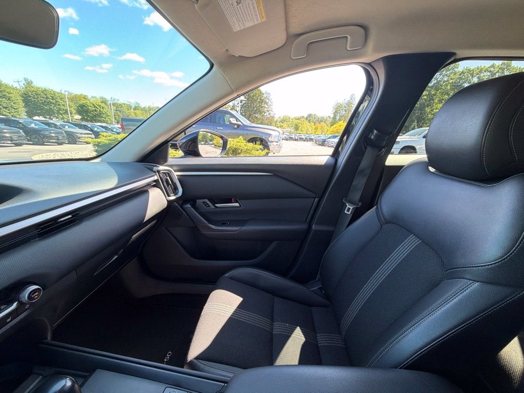 2025 Mazda Mazda CX-50 2.5 S Preferred Package