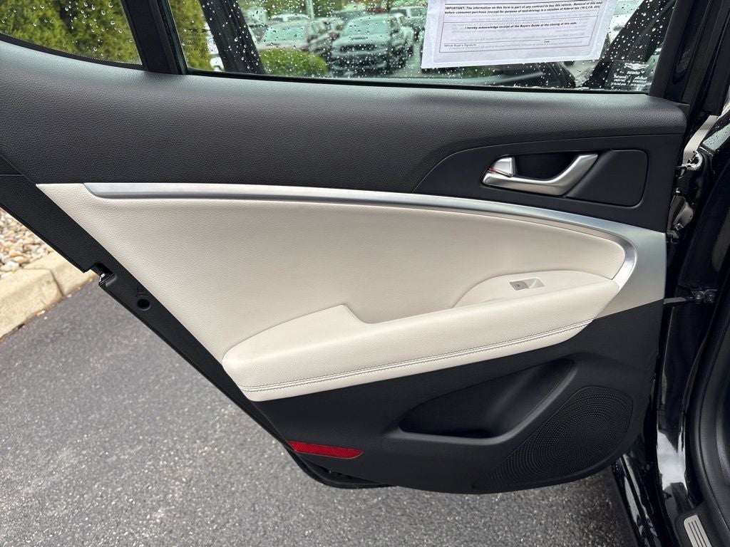 2024 Genesis G70 2.5T