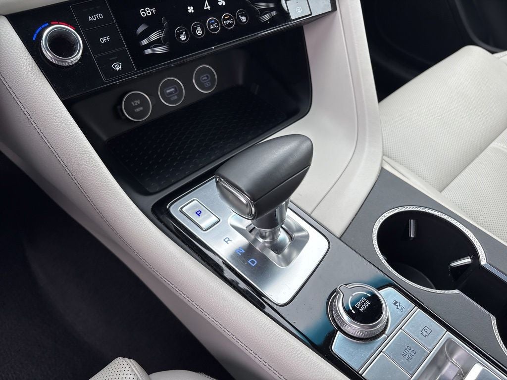 2024 Genesis G70 2.5T