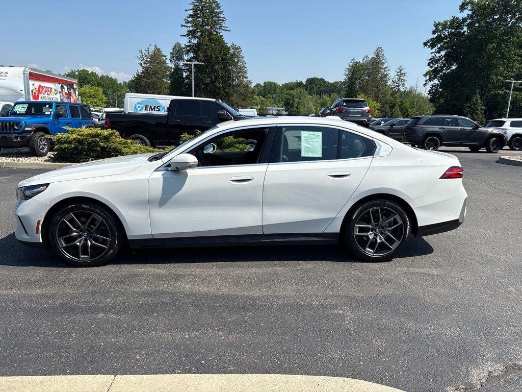 2026 BMW 5 Series 530i xDrive