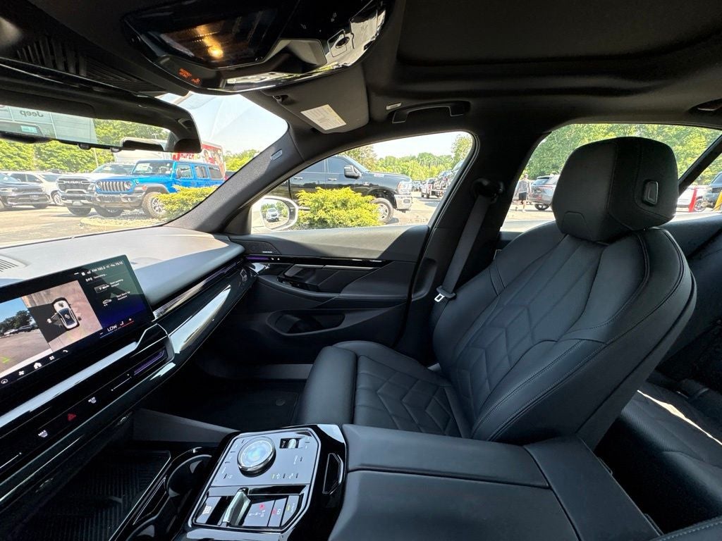 2026 BMW 5 Series 530i xDrive